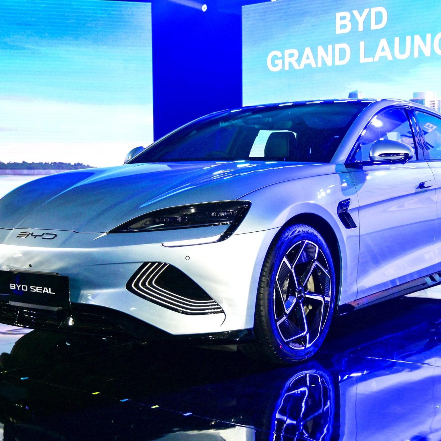 Chinese Cars: Revolutionizing the Global Automotive Market