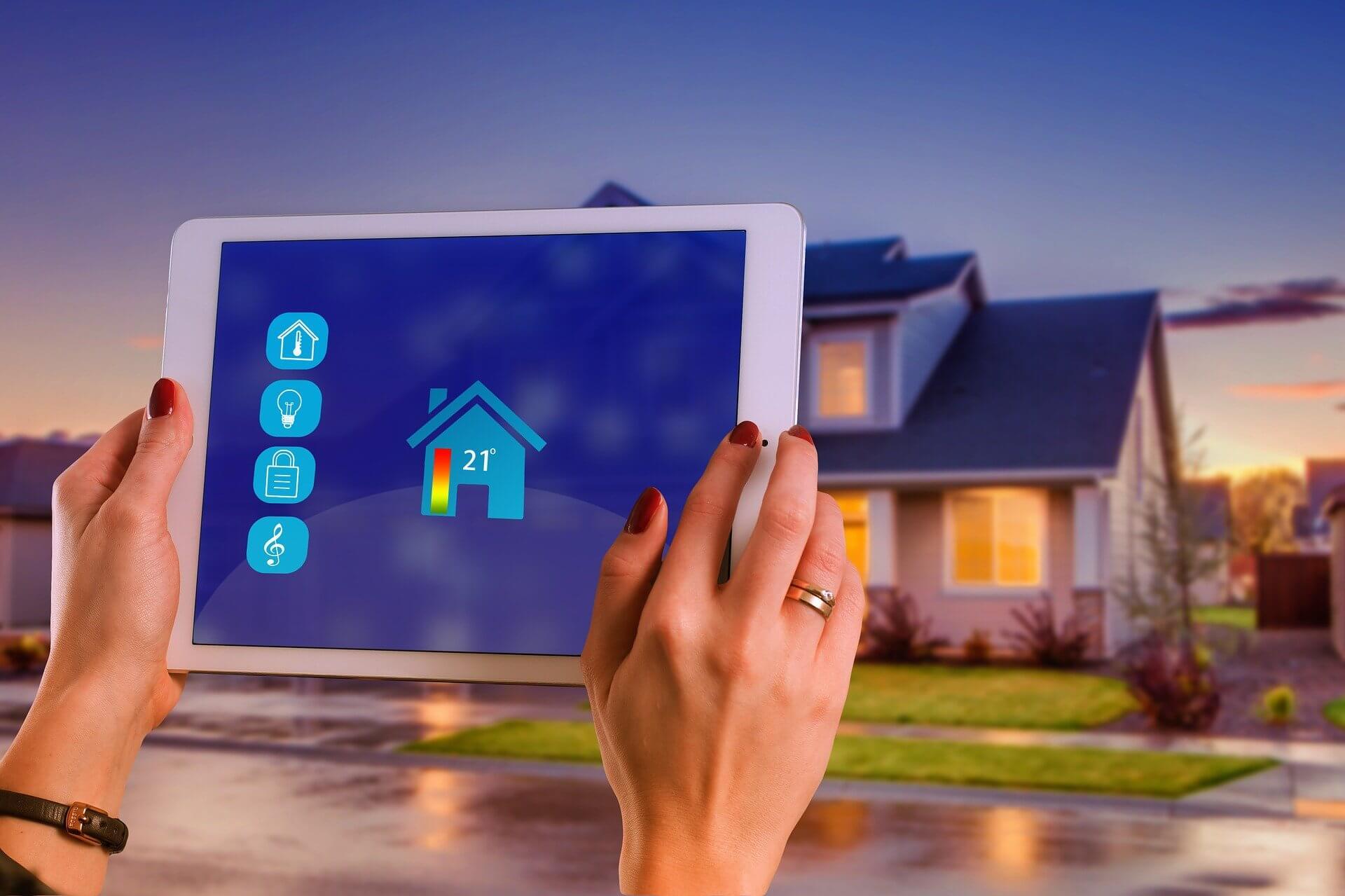 Enhancing Security and Safety: How Smart Technologies Are Protecting Homes